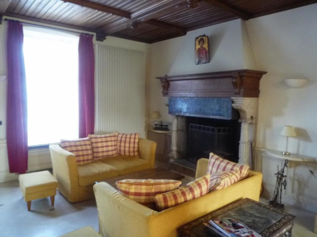 Le Château de Rendeux Extérieur photo